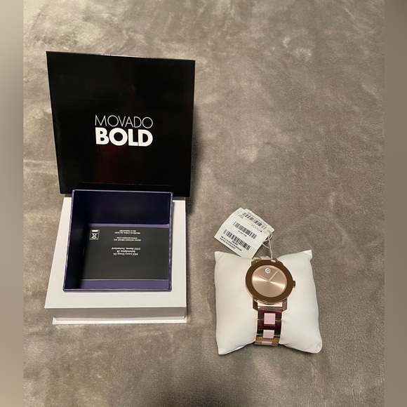 Movado Bold Rose Gold Watch. NWT!! - Picture 6 of 6